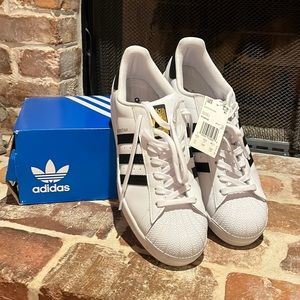 Adidas Superstar size 11 white w/black stripes